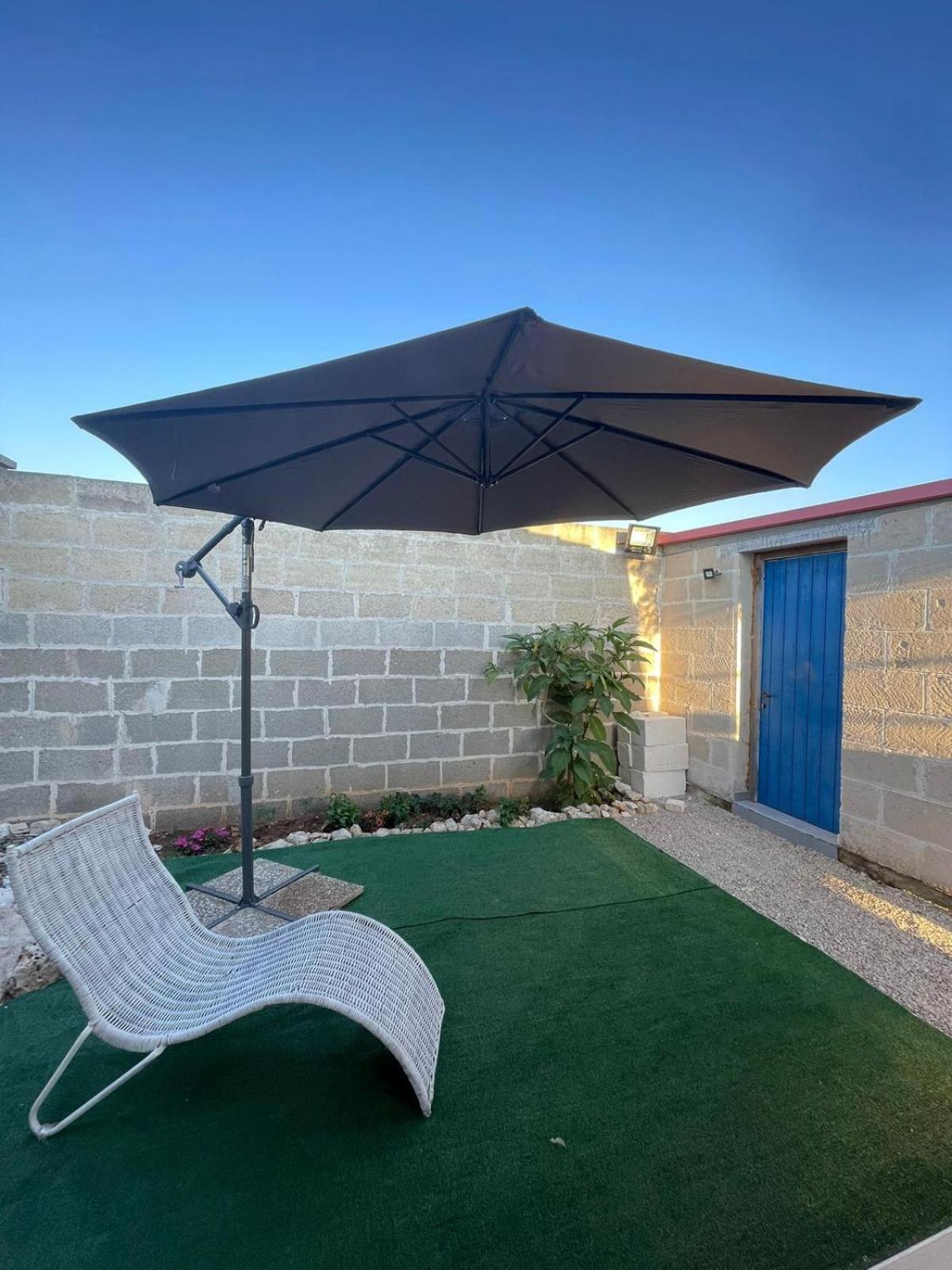 Lu Sole, Lu Mare E Lu Ientu Villa Torre Lapillo Kültér fotó